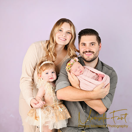 Picture Moments Photography | Marisela Fant | Newborn Gallery