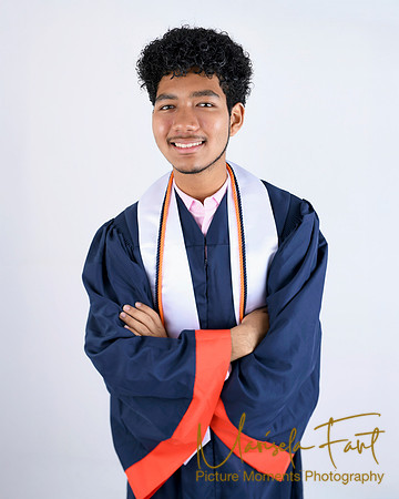 Picture Moments Photography | Marisela Fant | Graduation Pictures