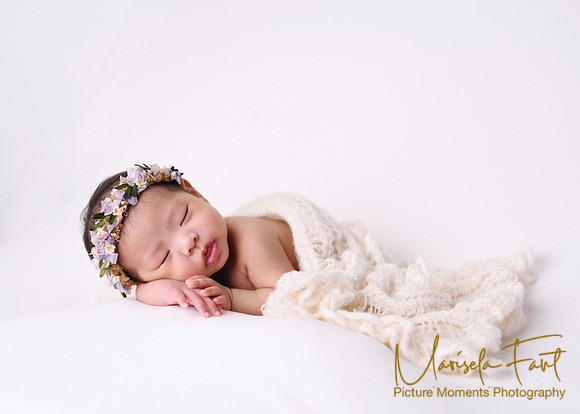 Picture Moments Photography | Marisela Fant | Newborn Gallery