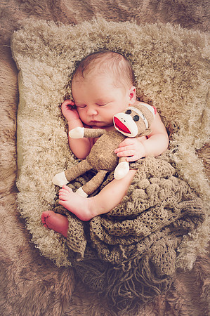 Picture Moments Photography | Marisela Fant | Newborn Gallery