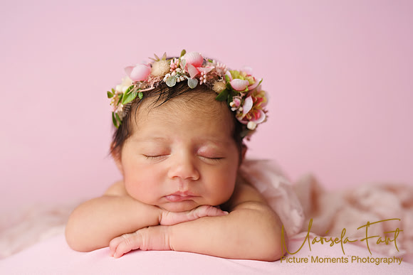 Picture Moments Photography | Marisela Fant | Newborn Gallery