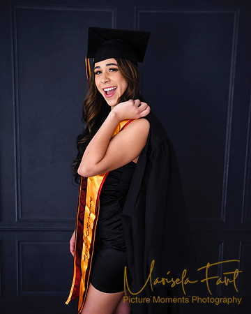 Picture Moments Photography | Marisela Fant | Professional Headshots
