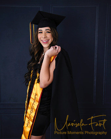 Picture Moments Photography | Marisela Fant | Professional Headshots