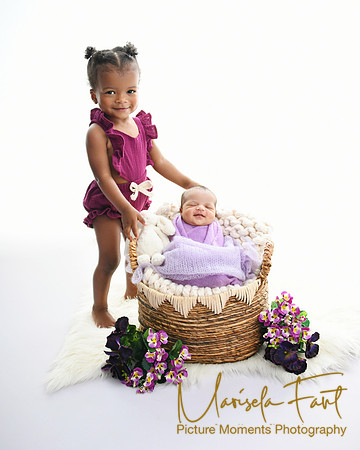 Picture Moments Photography | Marisela Fant | Newborn Gallery