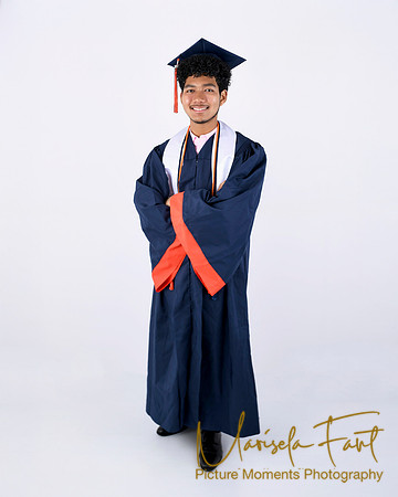 Picture Moments Photography | Marisela Fant | Graduation Pictures