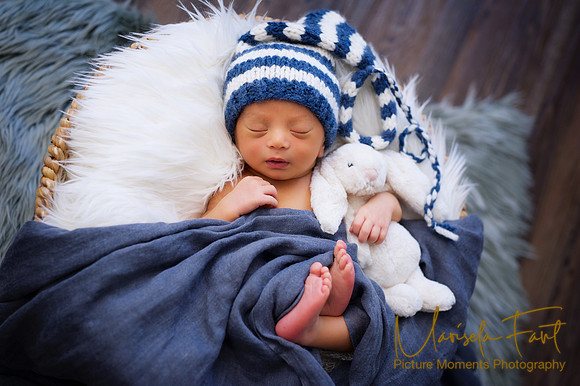 Picture Moments Photography | Marisela Fant | Newborn Gallery