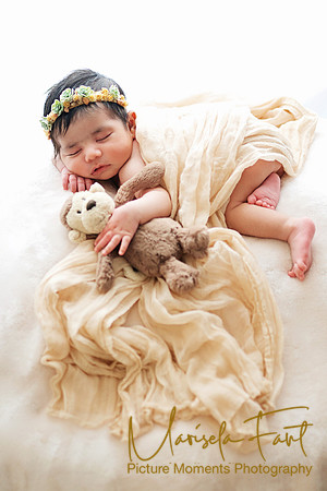 Picture Moments Photography | Marisela Fant | Newborn Gallery