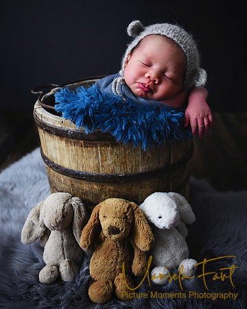 Picture Moments Photography | Marisela Fant | Newborn Gallery