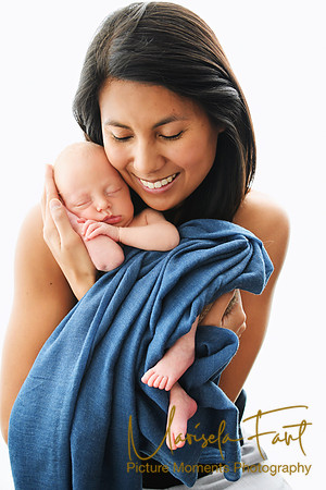 Picture Moments Photography | Marisela Fant | Newborn Gallery