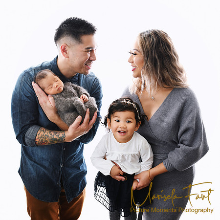 Picture Moments Photography | Marisela Fant | Newborn Gallery
