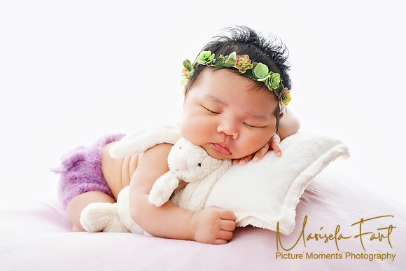 Picture Moments Photography | Marisela Fant | Newborn Gallery