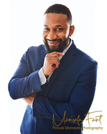 Picture Moments Photography | Marisela Fant | Professional Headshots