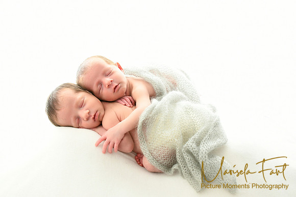 Picture Moments Photography | Marisela Fant | Newborn Gallery