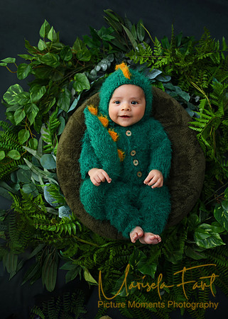 Picture Moments Photography | Marisela Fant | Newborn Gallery