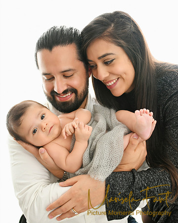 Picture Moments Photography | Marisela Fant | Newborn Gallery