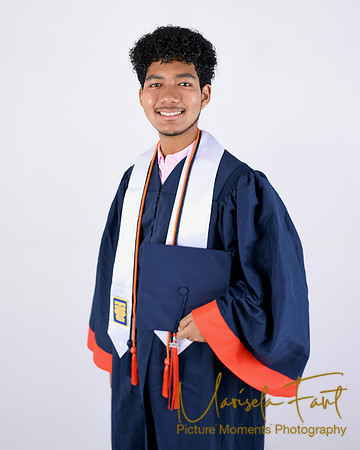 Picture Moments Photography | Marisela Fant | Graduation Pictures